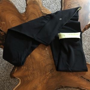 Black Lululemon cotton leggings - Sz 8